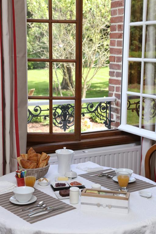 Bed and Breakfast Manoir Le Mesnil Сен-Мартен-о-Шартрен Экстерьер фото